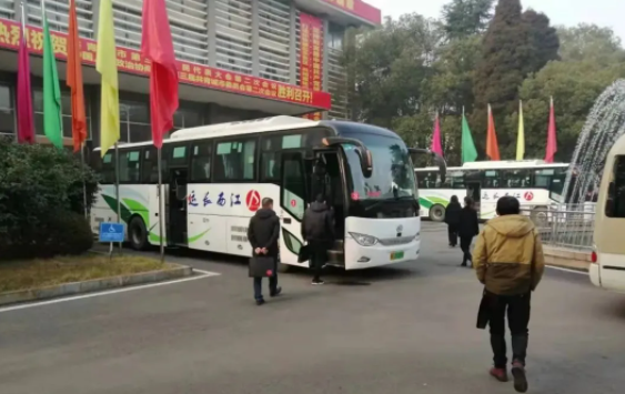 九江長運、景德鎮(zhèn)長運圓滿完成大型運輸任務(wù)