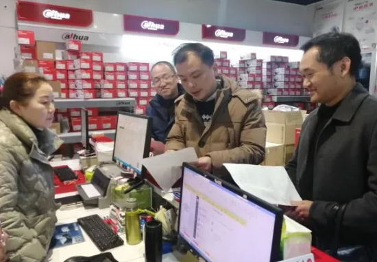 長運物業(yè) 聯合大通物流走訪八一大道商圈