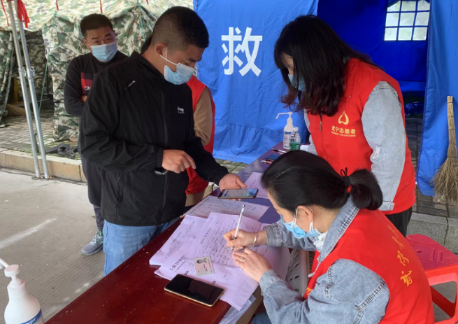 九江長運(yùn) 武寧公司堅(jiān)守高速疫情防控卡口