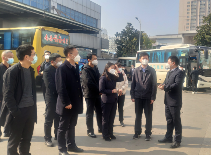 交通運(yùn)輸部春運(yùn)安全檢查組督導(dǎo)南昌長(zhǎng)途汽車站春運(yùn)安全生產(chǎn)工作