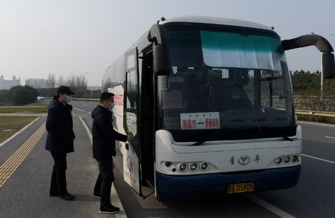 都市城際公交：嚴(yán)查車輛違規(guī)經(jīng)營(yíng) 護(hù)航運(yùn)輸安全