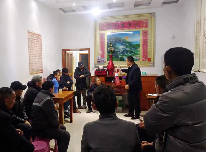 馬鞍山長客：含山長運召開駕駛員安全機(jī)務(wù)教育例會