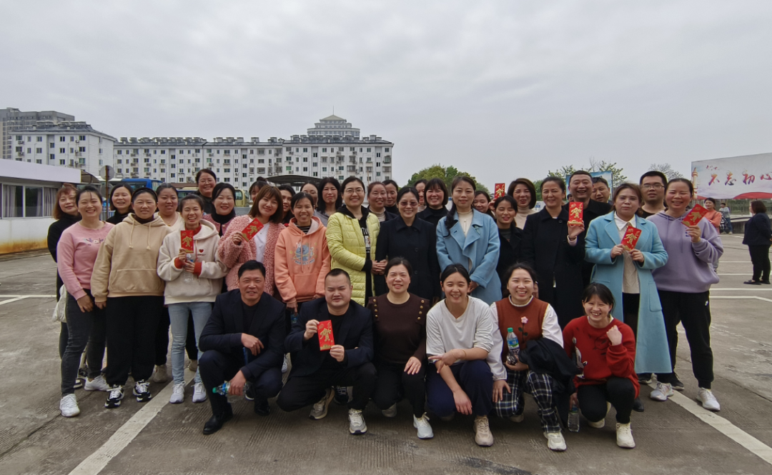 鷹潭長(zhǎng)運(yùn)、公交：工會(huì)組織開展跳繩比賽