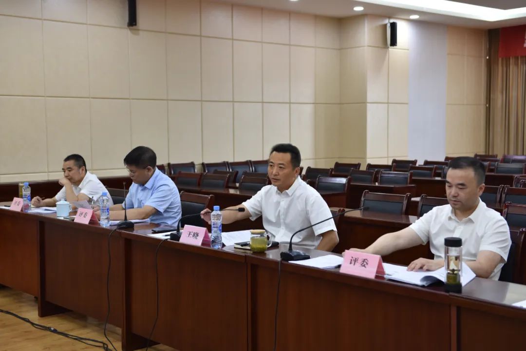 江西長運(yùn)舉行中層管理崗位公開競聘會 王曉出席