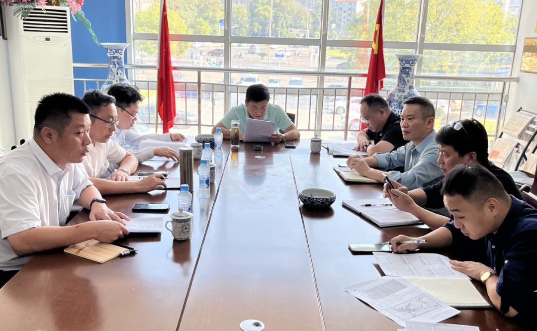 占梁一行出席景樂昌客運(yùn)班線運(yùn)營專題會(huì)