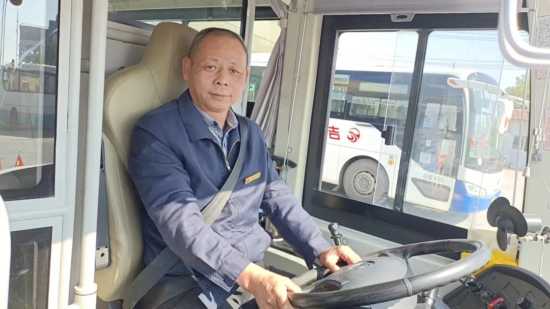 吉安公司:乘客突發(fā)疾病 公交駕駛員緊急送醫(yī)