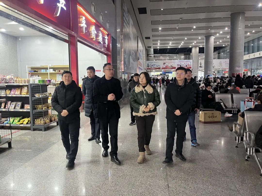 都市城際公交:省交通運輸廳領(lǐng)導(dǎo)來到南昌長途汽車西站督導(dǎo)春運工作