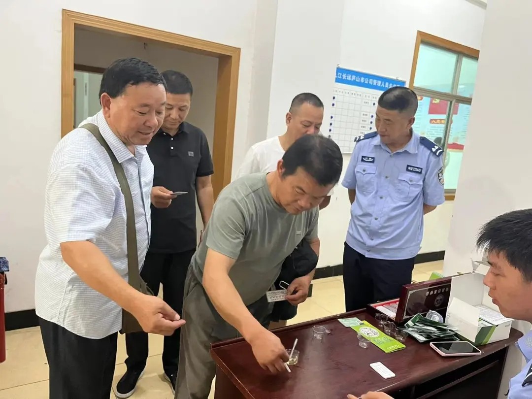 九江長運:檢測“毒駕”+安全培訓(xùn) 繃緊安全弦