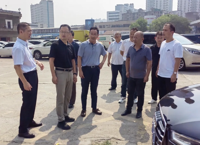 穆孫祥一行督導(dǎo)檢查長(zhǎng)運(yùn)物業(yè)、長(zhǎng)鴻物業(yè)國(guó)慶節(jié)前安全生產(chǎn)工作