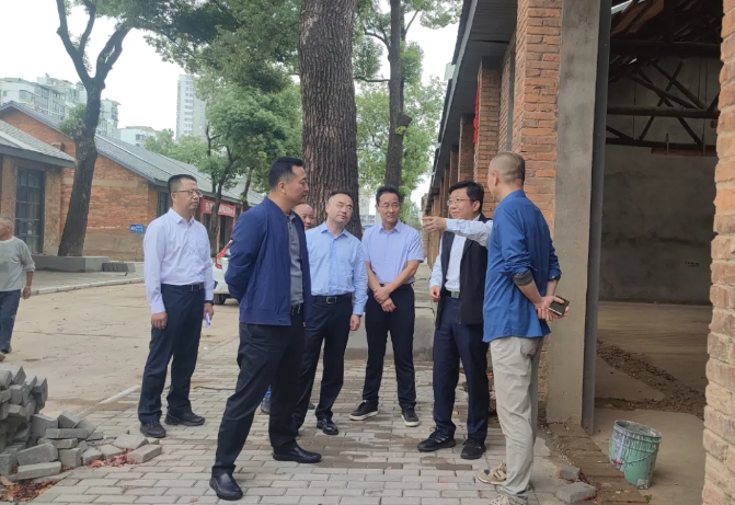 章勇調(diào)研“京3+創(chuàng)意文化產(chǎn)業(yè)園”項目工程建設(shè)情況 王曉等陪同